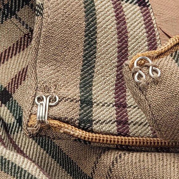 Vintage 90s,Y2k, Dark Academia Preppy Plaid Wool Blend Skirt With Fringe Details - Picture 15 of 15